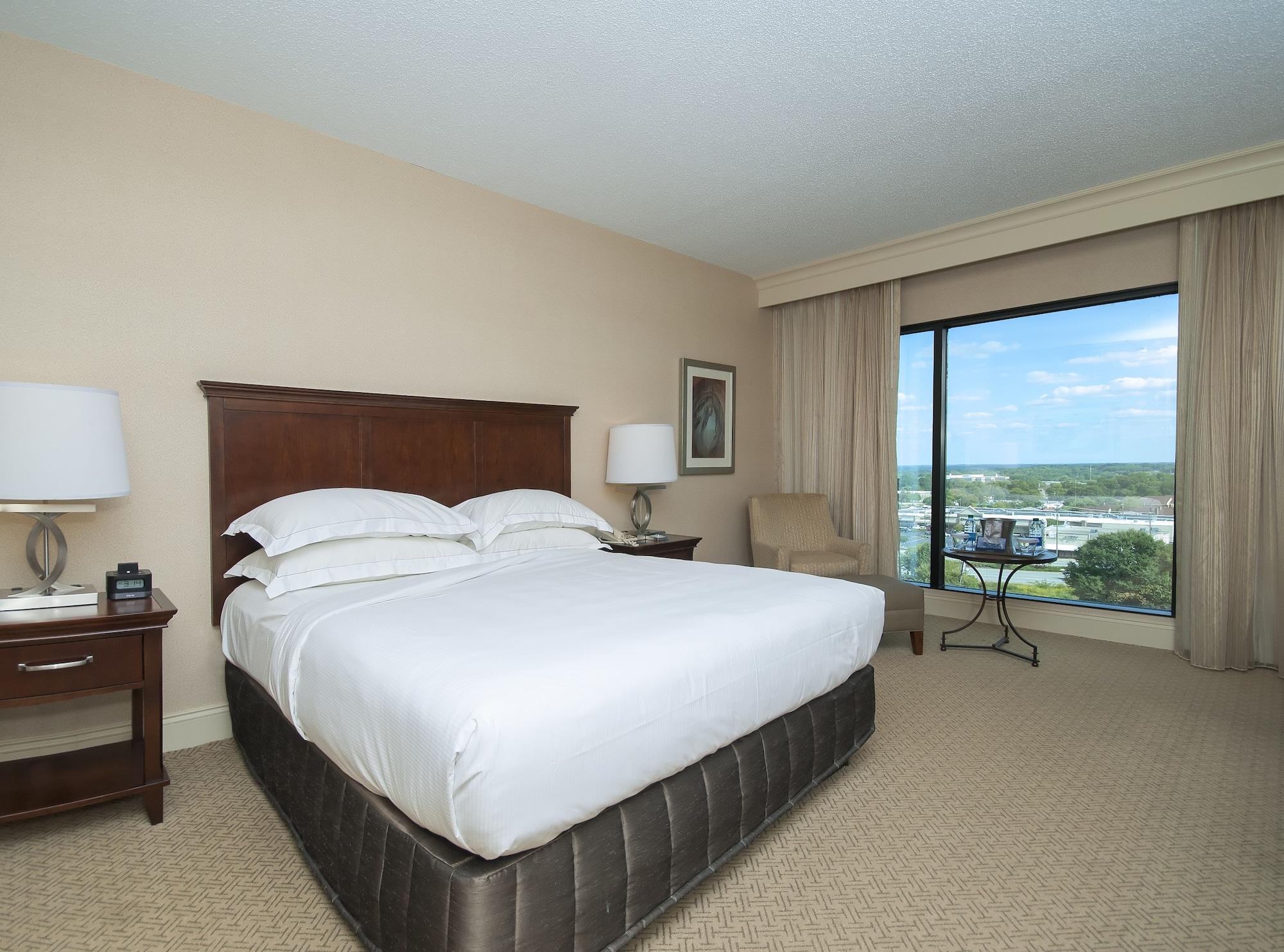 Hilton Greenville Buitenkant foto