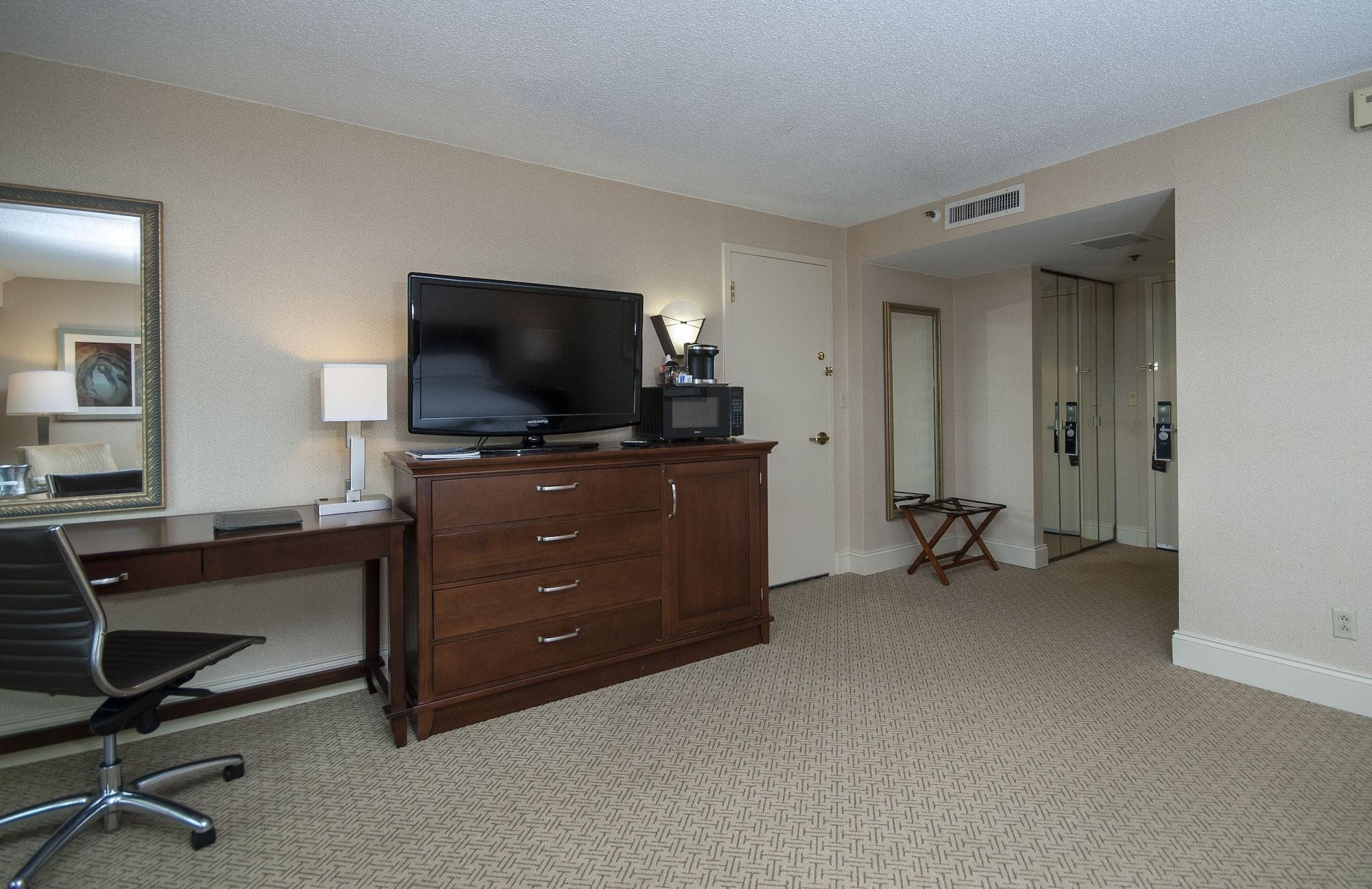 Hilton Greenville Buitenkant foto