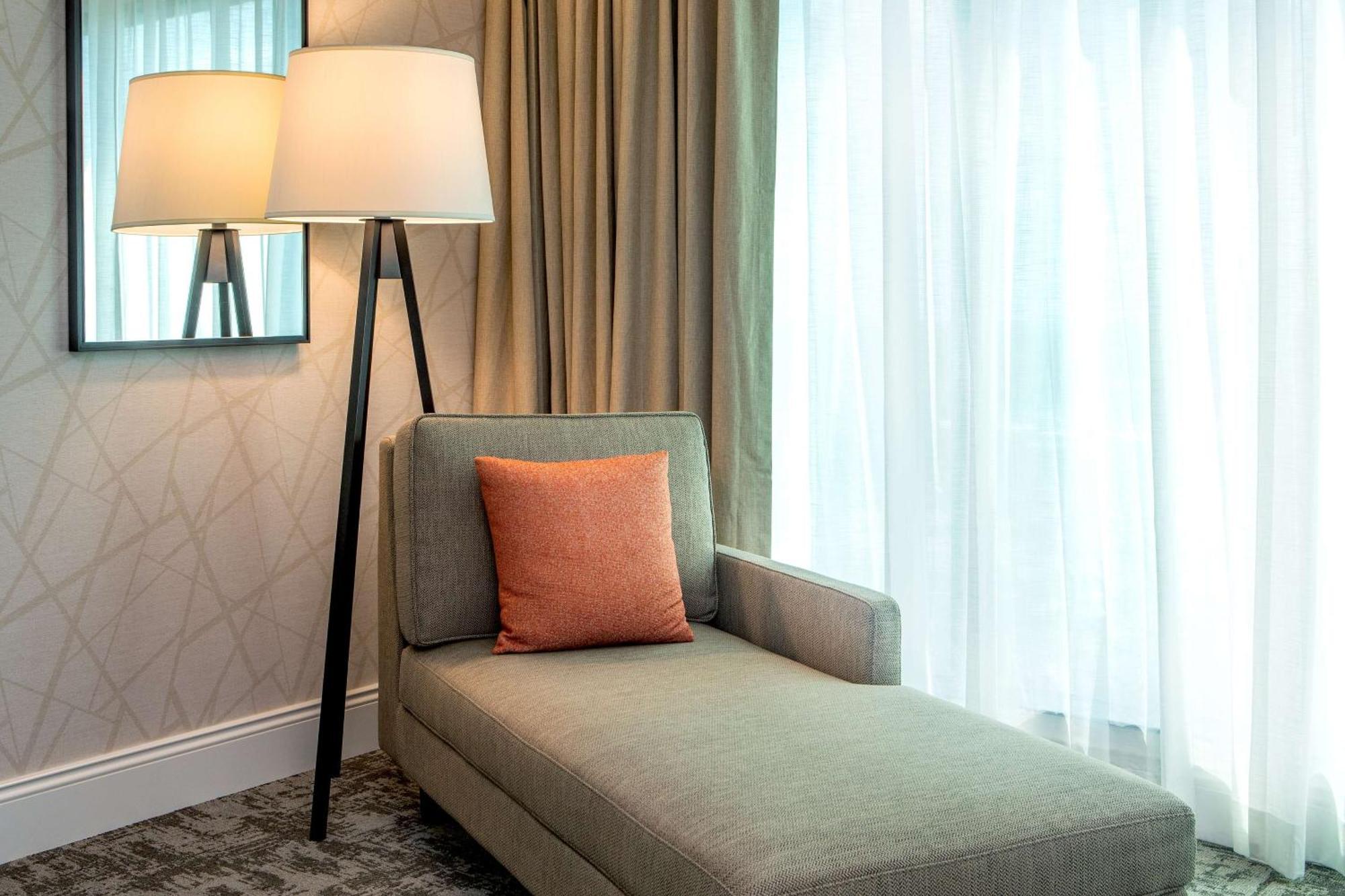 Hilton Greenville Buitenkant foto